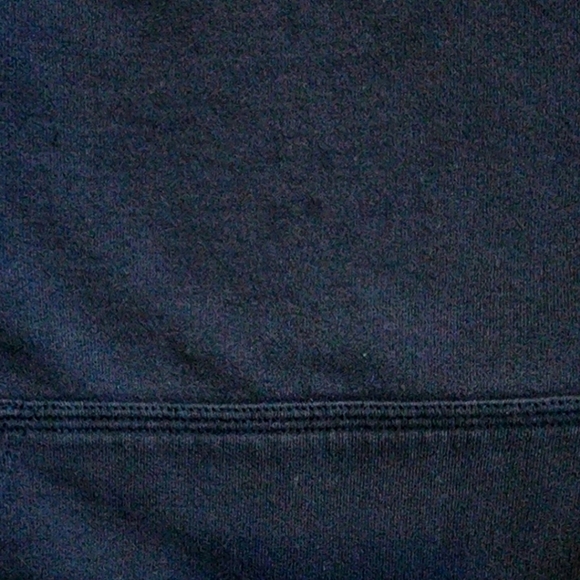 3/$25 Champion Logo Navy Sweatshirt - Small - Picture 4 of 5